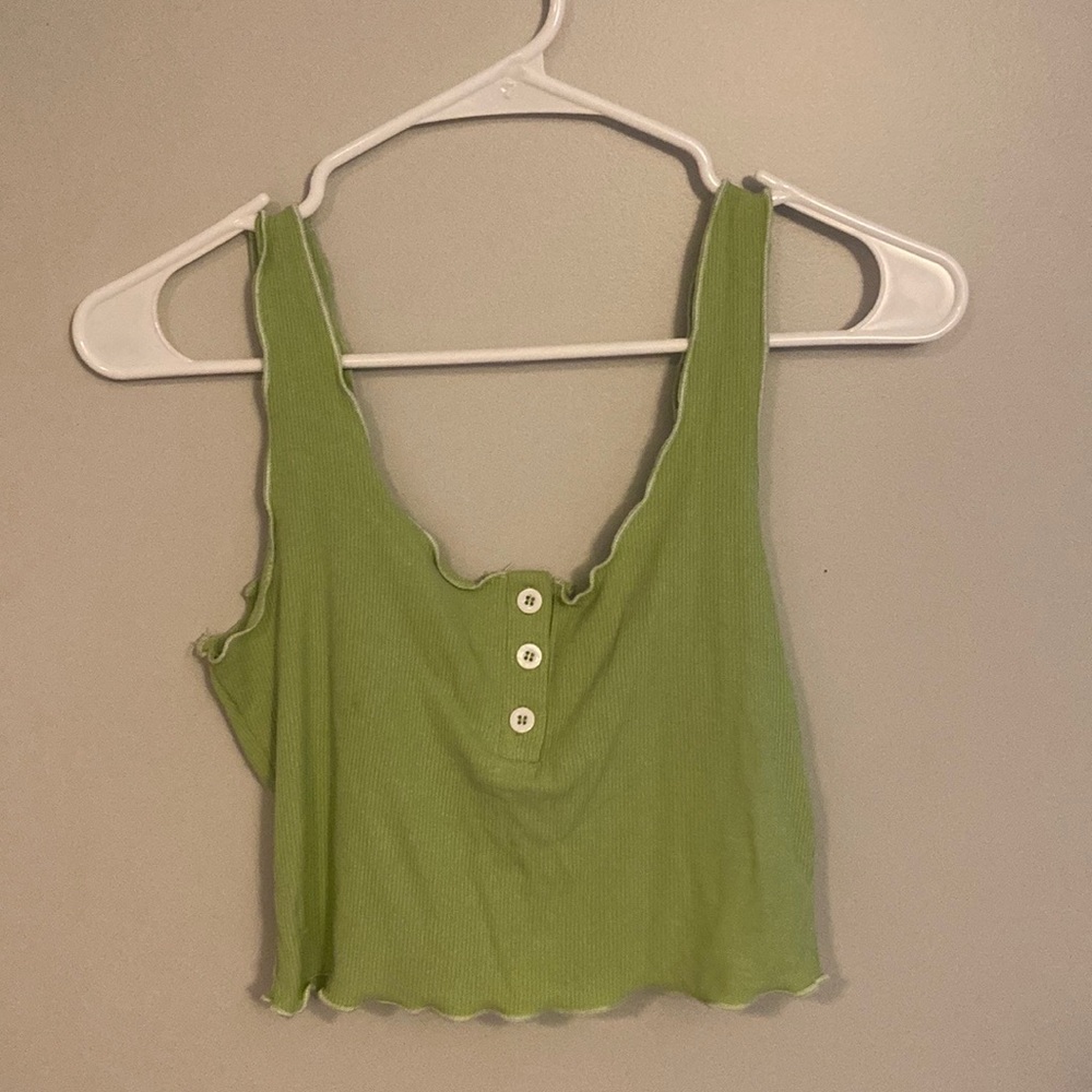 green crop top